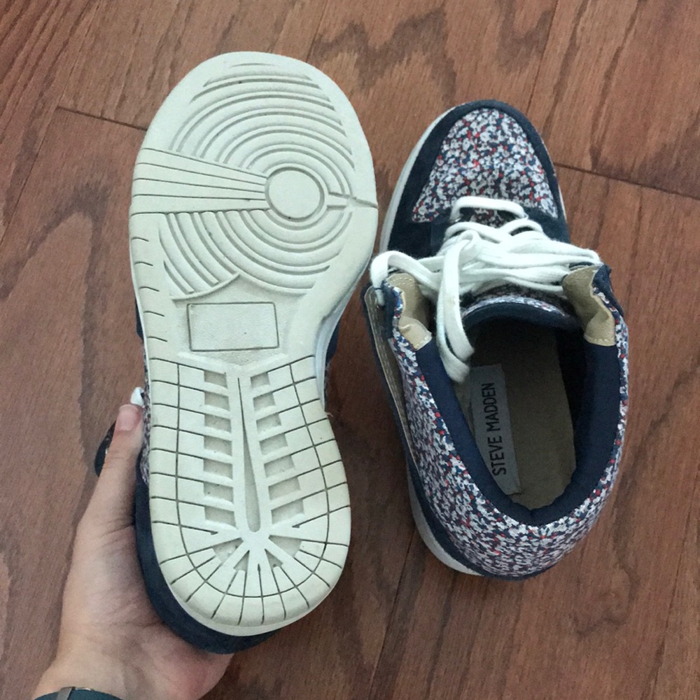 Patterned platform sneakers - Picture 3 of 3